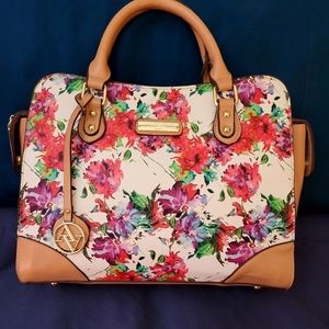 Adrienne Vittadini Floral Tote bag